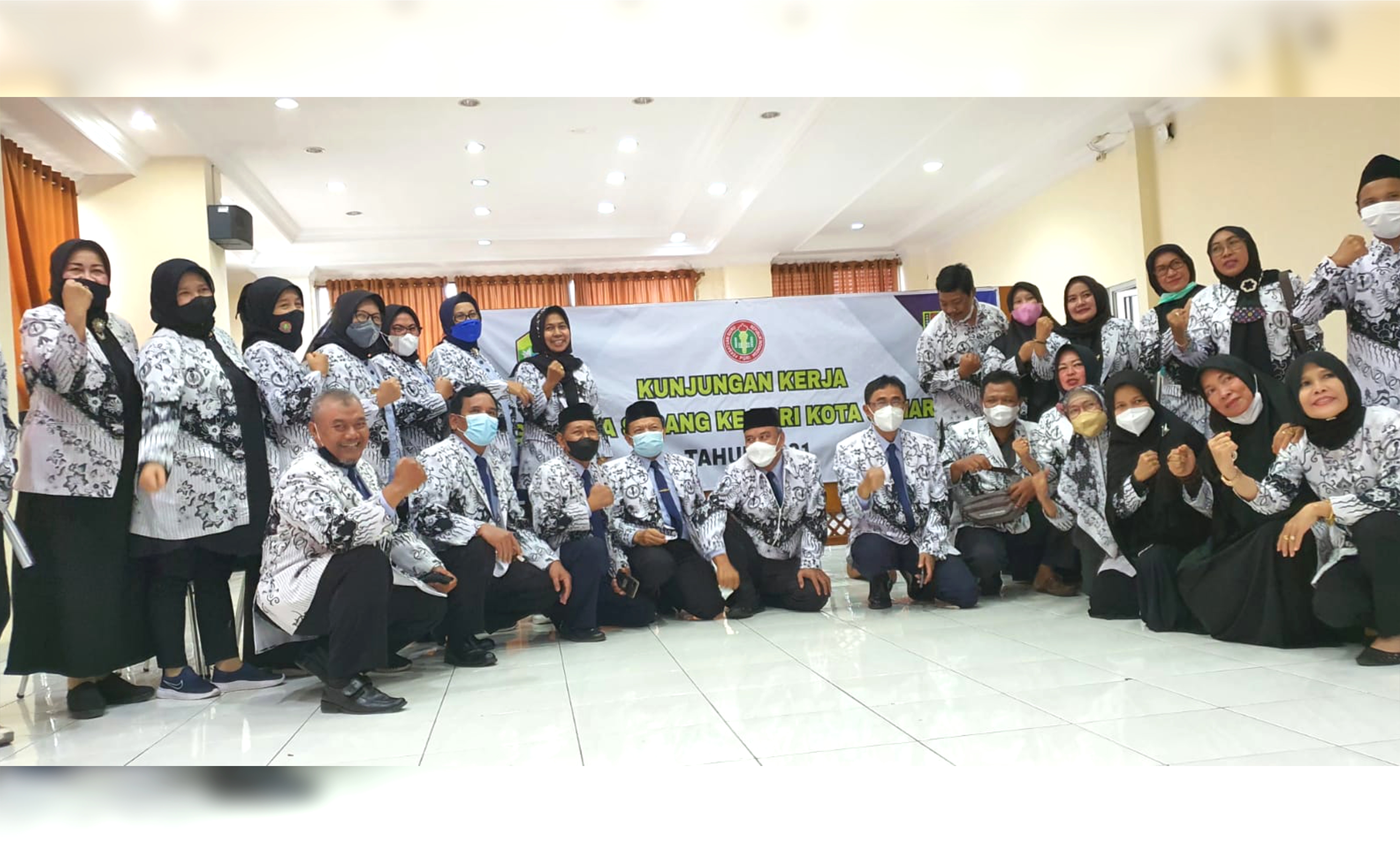 Kunjungan Pengurus PGRI Kota Serang Provinsi Banten ke PGRI Kota Semarang